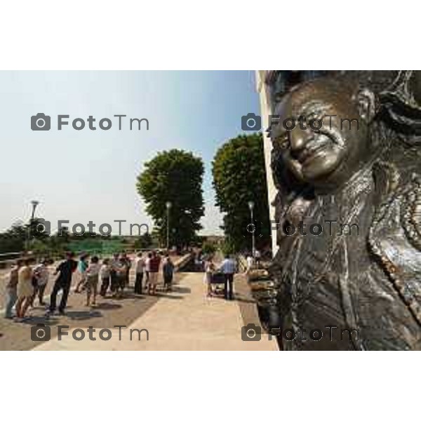 Sotto il Monte (BG) prima domenica dopo l\'annuncio della canonizzazione di papa Giovanni proclamato Santo nella foto gente alla messa Fotogramma Bergamo-Tiziano Manzoni