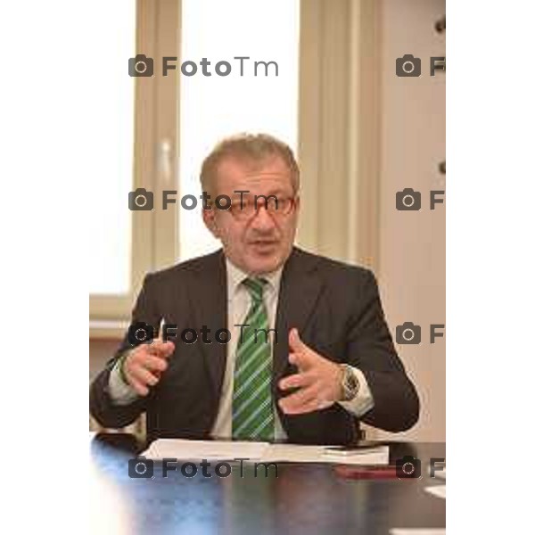 Bergamo Roberto Maroni ( LN) in redazione del corriere della sera Bergamo foto Tiziano Manzoni-fotogramma Bergamo