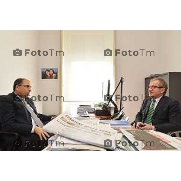 Bergamo Roberto Maroni ( LN) in redazione del corriere della sera Bergamo foto Tiziano Manzoni-fotogramma Bergamo