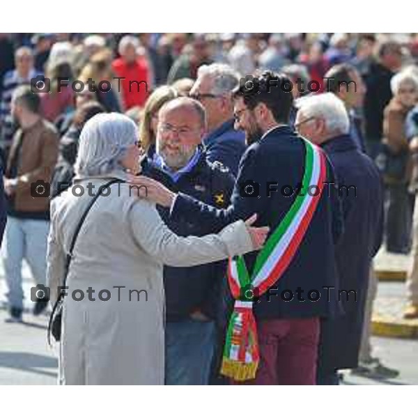 Foto Manzoni Tiziano/LaPresse 25-04-2023Bergamo Italia - Cronaca - Bergamo festa 25 aprile, le celebrazioni della Liberazione Davide Casati e Rosi Bindi