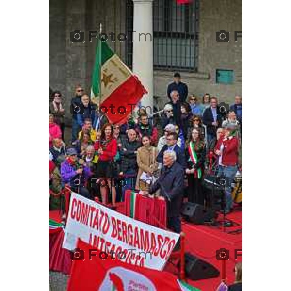 Foto Manzoni Tiziano/LaPresse 25-04-2023Bergamo Italia - Cronaca - Bergamo festa 25 aprile, le celebrazioni della Liberazione