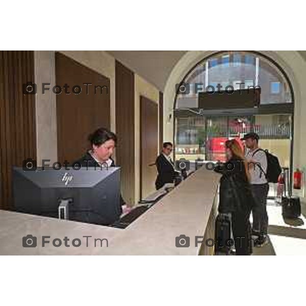 Foto Manzoni Tiziano/LaPresse 26-04-2023Bergamo Italia - Cronaca - Bergamo visita spazi di Palazzo Santo Spirito storico hotel del centro