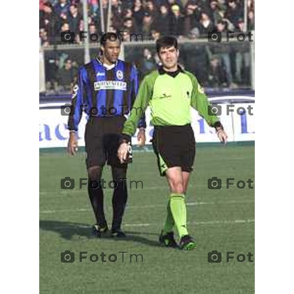 BERGAMO 19 GENNAIO 2003 CAMPIONATO DI CALCIO SERIE A ATALANTA ROMA PRIMO TEMPO TRENTALANGE ARBITRO-DABO