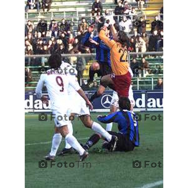 BERGAMO 19 GENNAIO 2003 CAMPIONATO DI CALCIO SERIE A ATALANTA ROMA PRIMO TEMPO PELIZZOLI PARATA