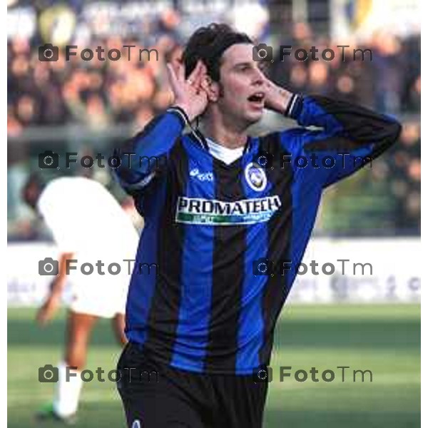 BERGAMO 19 GENNAIO 2003 CAMPIONATO DI CALCIO SERIE A ATALANTA ROMA PRIMO TEMPO DONI DOPO GOL