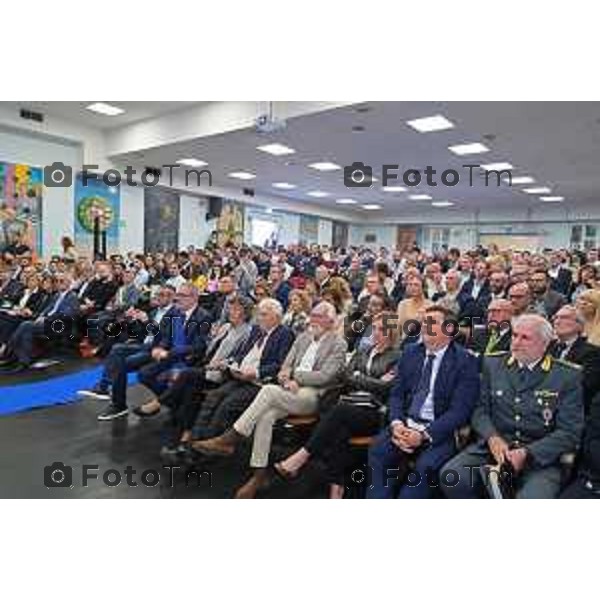 Foto Manzoni Tiziano/LaPresse 6-05-2023Bergamo Italia - Cronaca - Bergamo consegna diplomi dell\'Istituto Giulio Natta Giuseppe Valditara, Ministro dell\'istruzione e del Merito.