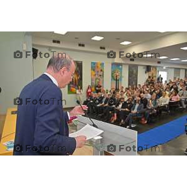 Foto Manzoni Tiziano/LaPresse 6-05-2023Bergamo Italia - Cronaca - Bergamo consegna diplomi dell\'Istituto Giulio Natta Giuseppe Valditara, Ministro dell\'istruzione e del Merito.
