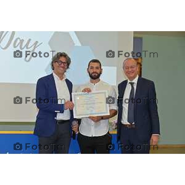 Foto Manzoni Tiziano/LaPresse 6-05-2023Bergamo Italia - Cronaca - Bergamo consegna diplomi dell\'Istituto Giulio Natta Giuseppe Valditara, Ministro dell\'istruzione e del Merito.