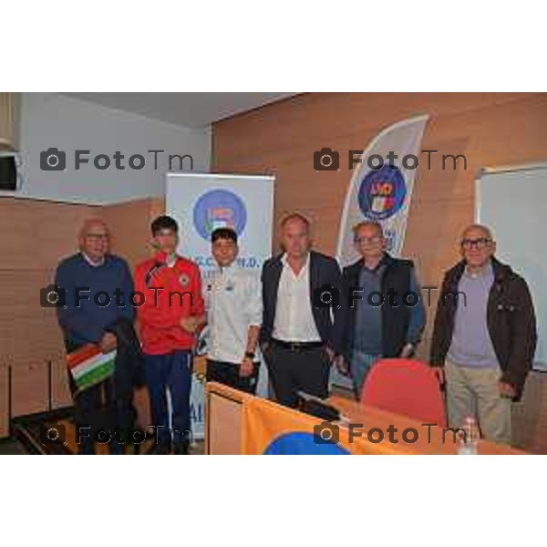 Foto Manzoni Tiziano/LaPresse 12-05-2023Bergamo Italia - Cronaca - BergamoBergamo fair play dopo la rissa fra Oratori Alzanese squadra A" e "Tritium Calcio"