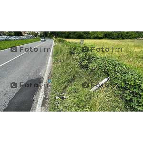Foto Manzoni Tiziano/LaPresse 27-05-2023Bergamo Italia - Cronaca - BergamoTrescore Balneario scontro mortale Kevin Tebaldi il luogo dello scontro il gg dopo