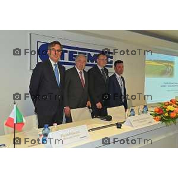 Foto Manzoni Tiziano/LaPresse 29-05-2023Bergamo Italia - Cronaca - Bergamo Grassobbio BG Tesmec Conferenza presentazione collaborazione Tesmec Rail e Škoda Group Paolo Mosconi Presidente e Amministratore Delegato Ambrogio Caccia Dominioni presidente Components & Bus Mobility di Škoda Group, Petr Novotný