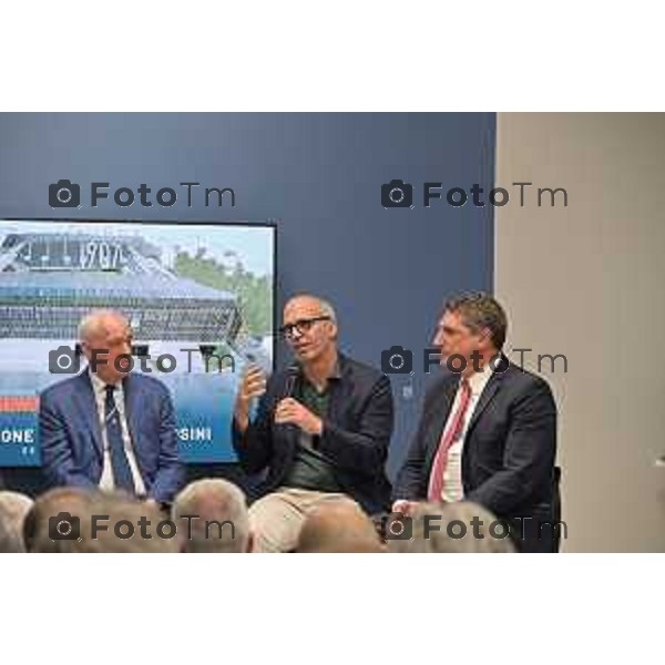 Foto Manzoni Tiziano/LaPresse 08-06-2023Bergamo Italia - Cronaca - Demolizione curva sud stadio di Bergamo