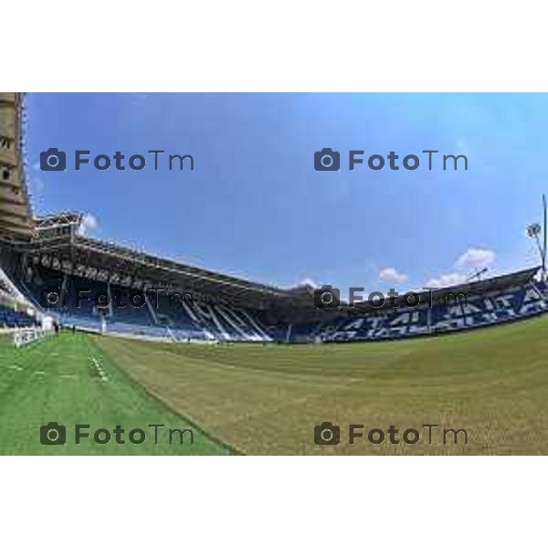 Foto Manzoni Tiziano/LaPresse 08-06-2023Bergamo Italia - Cronaca - Demolizione curva sud stadio di Bergamo