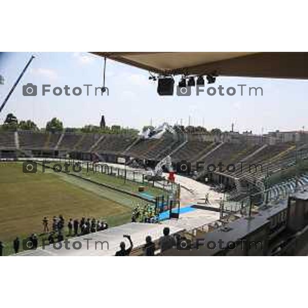 Foto Manzoni Tiziano/LaPresse 08-06-2023Bergamo Italia - Cronaca - Demolizione curva sud stadio di Bergamo