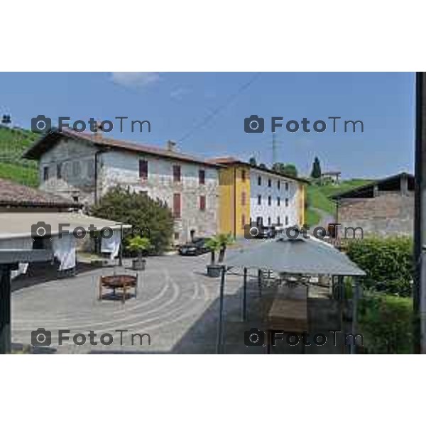 Foto Manzoni Tiziano/LaPresse 16-6-2023Bergamo Italia - Cronaca - Villa Celinate Scanzorosciate,frazione Tribulina agriturismo produzione moscato di scanzo