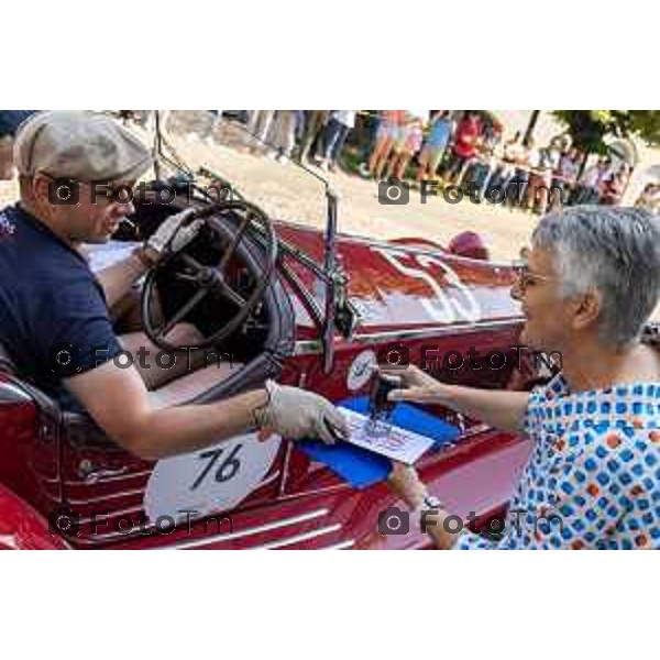 Foto Tommaso Berardi for Manzoni/LaPresse 17/06/23 Bergamo Italia - Cronaca - 1000Miglia passaggio da Bergamo, Timbro in Accademia Carrara Assessore Poli