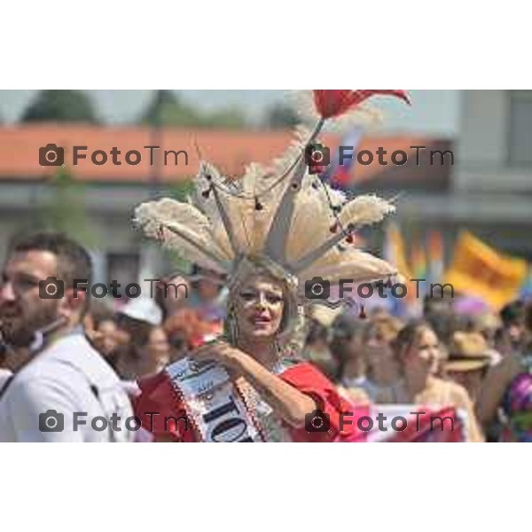 Foto Manzoni Tiziano/LaPresse 17-06-2023Bergamo Italia - Cronaca - Bergamo Pride 2023 con arrivo in piaza Matteotti