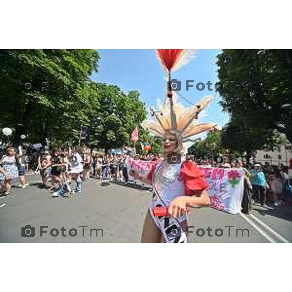 Foto Manzoni Tiziano/LaPresse 17-06-2023Bergamo Italia - Cronaca - Bergamo Pride 2023 con arrivo in piaza Matteotti