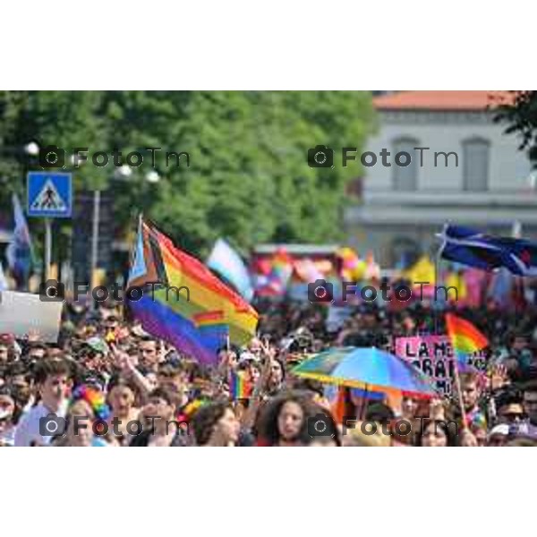 Foto Manzoni Tiziano/LaPresse 17-06-2023Bergamo Italia - Cronaca - Bergamo Pride 2023 con arrivo in piaza Matteotti