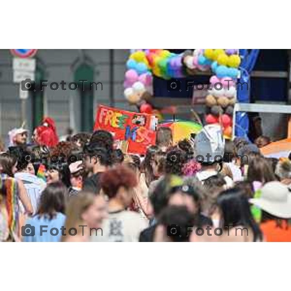 Foto Manzoni Tiziano/LaPresse 17-06-2023Bergamo Italia - Cronaca - Bergamo Pride 2023 con arrivo in piaza Matteotti