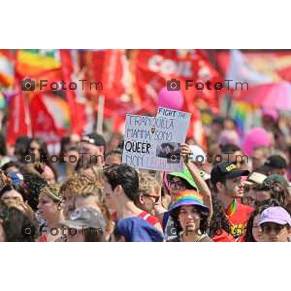 Foto Manzoni Tiziano/LaPresse 17-06-2023Bergamo Italia - Cronaca - Bergamo Pride 2023 con arrivo in piaza Matteotti