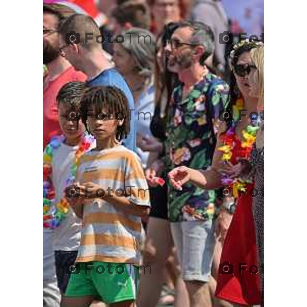 Foto Manzoni Tiziano/LaPresse 17-06-2023Bergamo Italia - Cronaca - Bergamo Pride 2023 con arrivo in piaza Matteotti