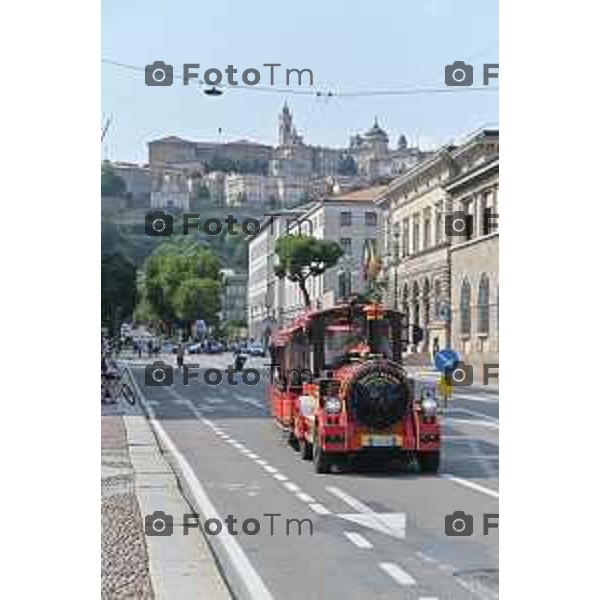 Foto Manzoni Tiziano/LaPresse 17-06-2023Bergamo Italia - Cronaca - Bergamo Pride 2023 con arrivo in piaza Matteotti