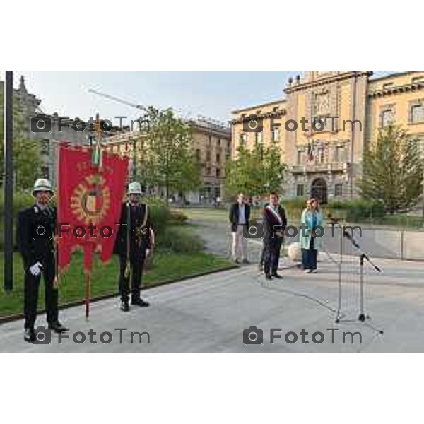 Tiziano Manzoni/LaPresse 17-06- 2023 Bergamo, Italia Cronaca Bergamo l\'intitolazione a Enzo Tortora dei giardini di piazza Dante Gaia Tortora