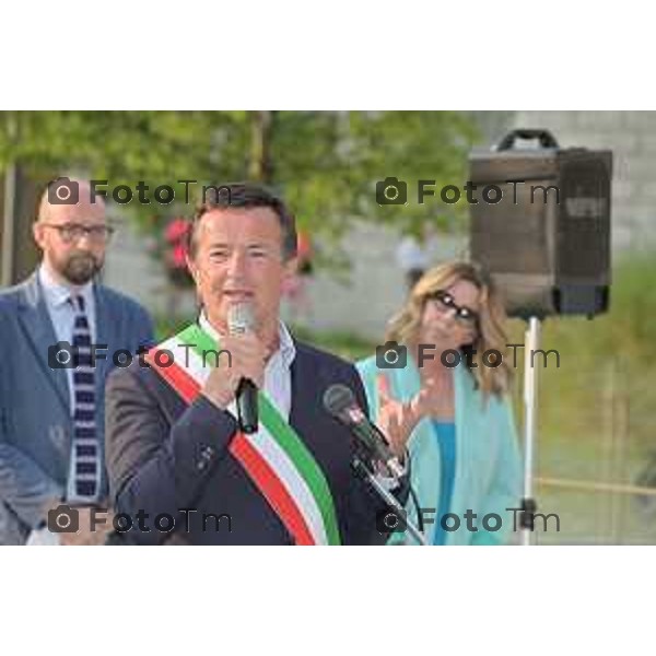 Tiziano Manzoni/LaPresse 17-06- 2023 Bergamo, Italia Cronaca Bergamo l\'intitolazione a Enzo Tortora dei giardini di piazza Dante Gaia Tortora