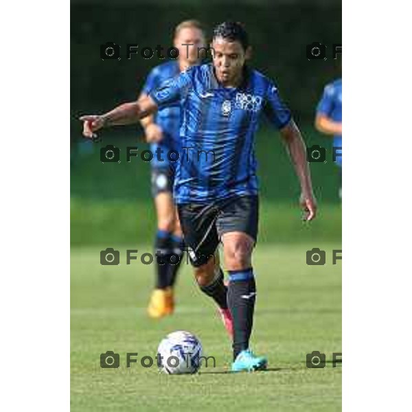 Foto Manzoni Tiziano/LaPresse 20- - 07 -2023 Clusone Bergamo Italia - Sport Calcio Seconda amichevole Atalanta / Rapresentativa Val Seriana campionato serie a Tim 23 - 24 Campo Comunale. Clusone. ( Bergamo ) Nella Foto: Luis Murie