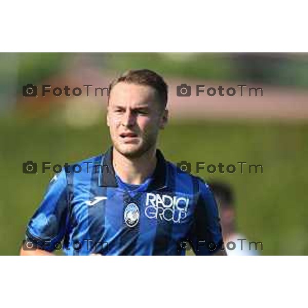 Foto Manzoni Tiziano/LaPresse 20- - 07 -2023 Clusone Bergamo Italia - Sport Calcio Seconda amichevole Atalanta / Rapresentativa Val Seriana campionato serie a Tim 23 - 24 Campo Comunale. Clusone. ( Bergamo ) Teun Koopmeiners