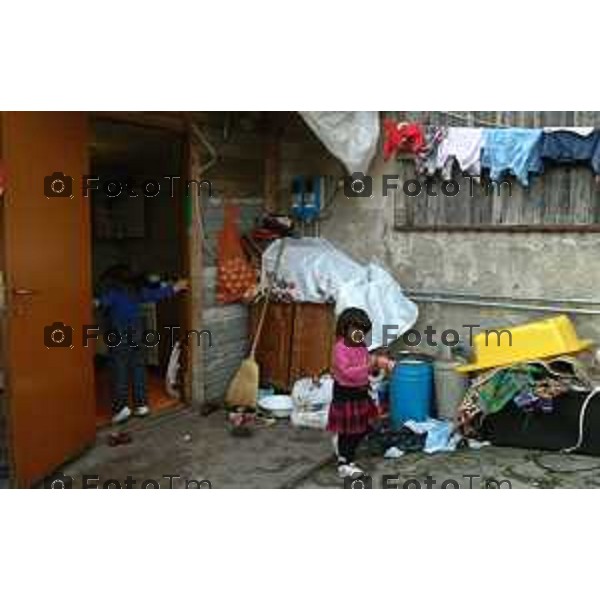 Foto Manzoni Tiziano/LaPresse Bergamo Italia - Cronaca - Bergamo Campo Kossovari e room 2024