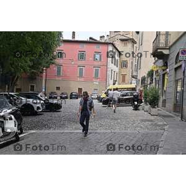 Foto Manzoni Tiziano/LaPresse 4-07-2023Bergamo Italia - Cronaca -Bergamo nuova mobilità di Città Alta piazza mercato del fieno