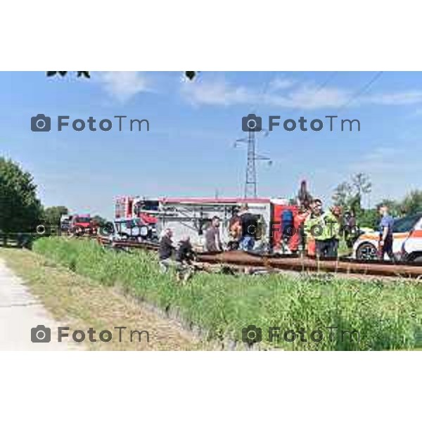 Foto Manzoni Tiziano/LaPresse 10-07-2023 Bergamo Italia - Cronaca - Romano di Lombardia scontro fra mezzo Vigili del fuoco e autovettura