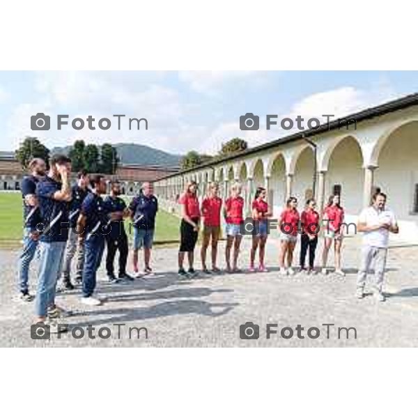 Tiziano Manzoni/LaPresse 16-08- 2023 Bergamo, Italia Cronaca Bergamo Bergamo presentazione Volley Bergamo 1991 Laura Bovo e Rebecca Scialanca, Giada Cecchetto e Laura Pasquino, Aurora Pistolesi, Anna Davyskiba e Federica Stufi.