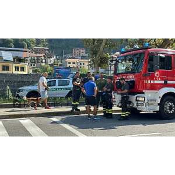 Foto Manzoni Tiziano/LaPresse 23-8-2023 Bergamo Italia - Cronaca -Sanpellegrino Terme BG Annega ragazzo in cura alla Comunita Terraferma soccorsi e luogo annegamento e ritrovamento