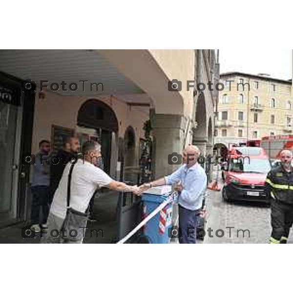 Foto Manzoni Tiziano/LaPresse 29-8-2023Bergamo Italia - Cronaca - sopralluogo dei vigili del fuoco in via Moroni