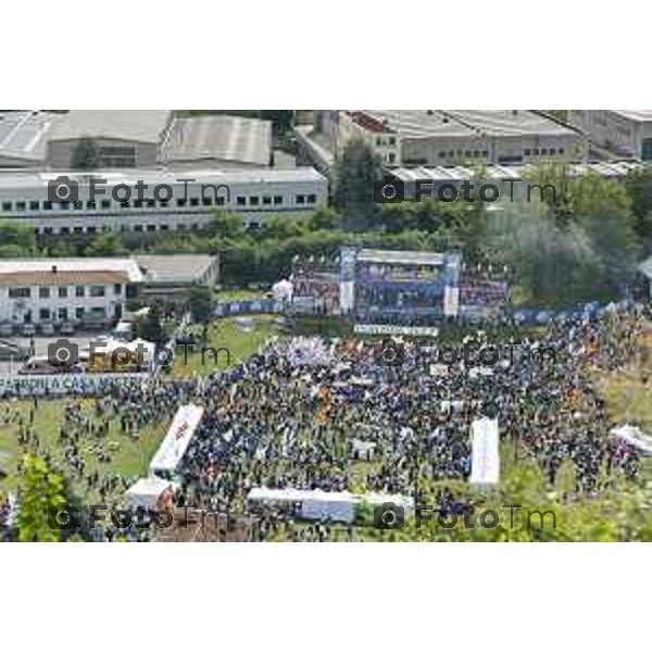 Tiziano Manzoni/LaPresse 17-09- 2023 Bergamo, Italia Cronaca Bergamo Bergamo manifestazione Pontida sul palco Matteo Salvini e Marine Le Pen