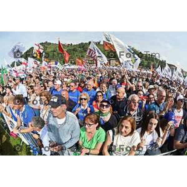 Tiziano Manzoni/LaPresse 17-09- 2023 Bergamo, Italia Cronaca Bergamo Bergamo manifestazione Pontida sul palco Matteo Salvini e Marine Le Pen