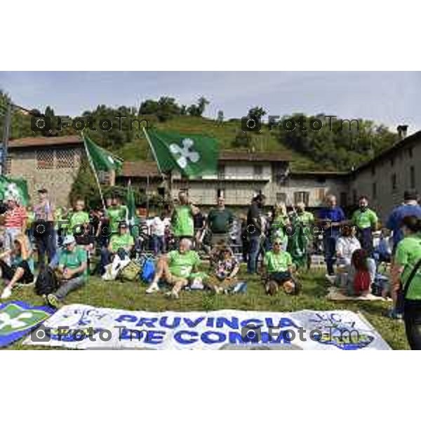 Tiziano Manzoni/LaPresse 17-09- 2023 Bergamo, Italia Cronaca Bergamo Bergamo manifestazione Pontida sul palco Matteo Salvini e Marine Le Pen