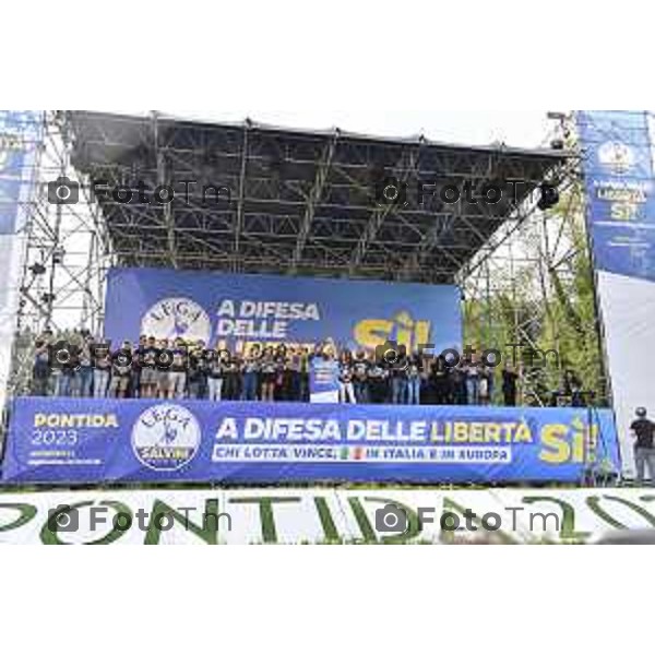 Tiziano Manzoni/LaPresse 17-09- 2023 Bergamo, Italia Cronaca Bergamo Bergamo manifestazione Pontida sul palco Matteo Salvini e Marine Le Pen