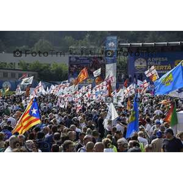 Tiziano Manzoni/LaPresse 17-09- 2023 Bergamo, Italia Cronaca Bergamo Bergamo manifestazione Pontida sul palco Matteo Salvini e Marine Le Pen