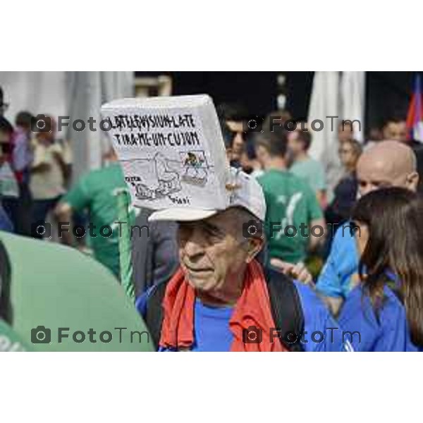 Tiziano Manzoni/LaPresse 17-09- 2023 Bergamo, Italia Cronaca Bergamo Bergamo manifestazione Pontida sul palco Matteo Salvini e Marine Le Pen