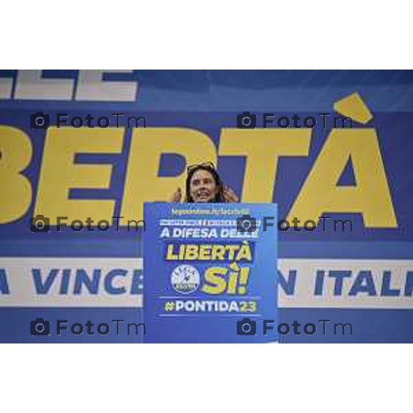 Tiziano Manzoni/LaPresse 17-09- 2023 Bergamo, Italia Cronaca Bergamo Bergamo manifestazione Pontida sul palco Matteo Salvini e Marine Le Pen