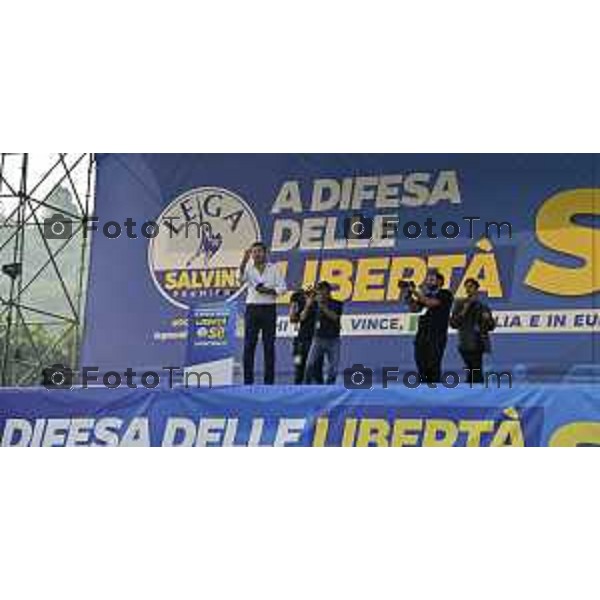 Tiziano Manzoni/LaPresse 17-09- 2023 Bergamo, Italia Cronaca Bergamo Bergamo manifestazione Pontida sul palco Matteo Salvini e Marine Le Pen