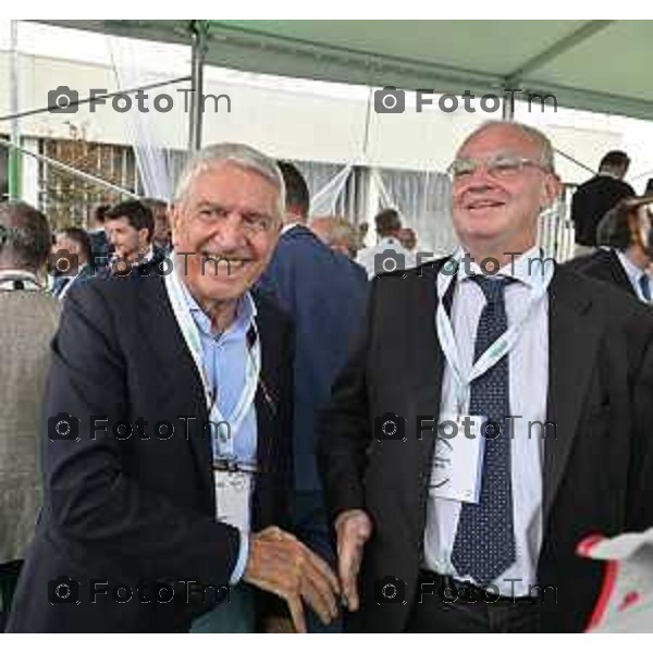 Foto Manzoni Tiziano/LaPresse 18-09 -2023 Bergamo Italia - Cronaca - Osio Sopra (Bg) Gruppo SIAD: inaugurazione laboratorio Distretto Gas della Vita -Sancinelli Montello