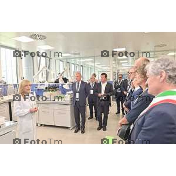 Foto Manzoni Tiziano/LaPresse 18-09 -2023 Bergamo Italia - Cronaca - Osio Sopra (Bg) Gruppo SIAD: inaugurazione laboratorio Distretto Gas della Vita -