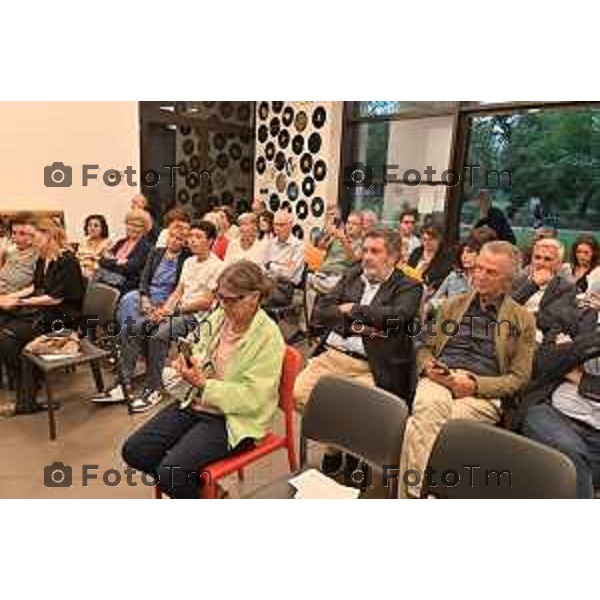 Tiziano Manzoni/LaPresse 20-09- 2023 Bergamo, Italia Cronaca Bergamo.Insieme organizza un momento di riflessione con il Prof. Carlo Cottarelli