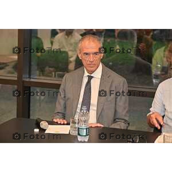 Tiziano Manzoni/LaPresse 20-09- 2023 Bergamo, Italia Cronaca Bergamo.Insieme organizza un momento di riflessione con il Prof. Carlo Cottarelli