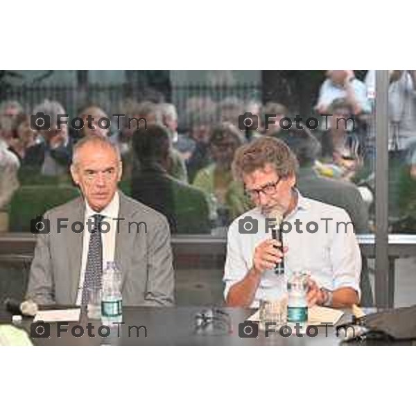 Tiziano Manzoni/LaPresse 20-09- 2023 Bergamo, Italia Cronaca Bergamo.Insieme organizza un momento di riflessione con il Prof. Carlo Cottarelli